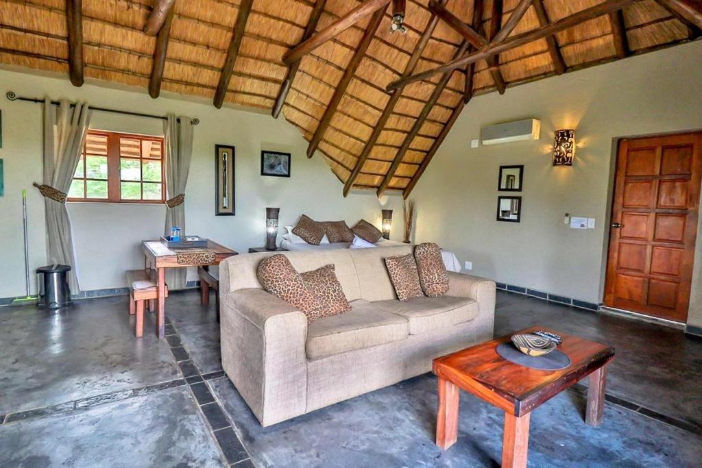 Luxury Kruger Escape Villa Marloth Park Kültér fotó